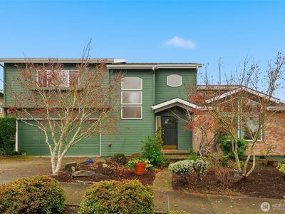 4710 Silver Bow Road NE