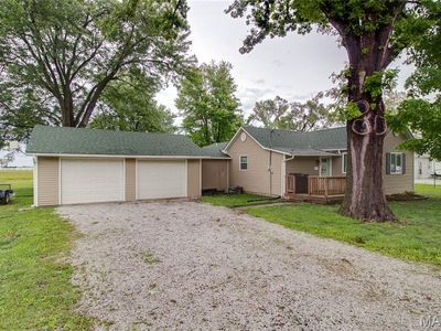 Property at 313 E Charles St, Medora, IL