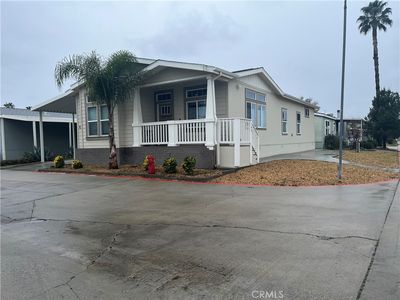 913 S Grand Ave SPC 104