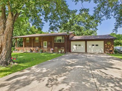 99 Live Oak Dr