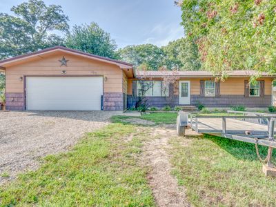 123 White Oak Park Ln