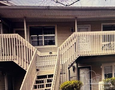 1200 Shoreline Dr APT 409