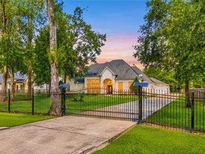 19509 Desna Dr