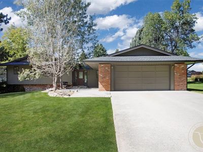 3134 Ben Hogan Pl