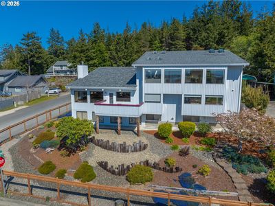 701 Prefontaine Dr