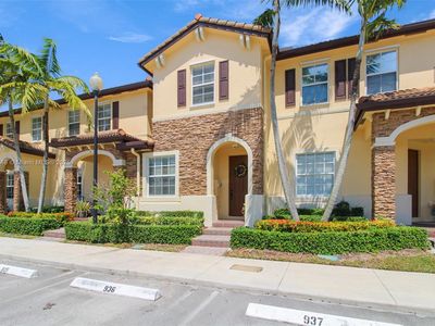 9051 SW 227th St UNIT 2