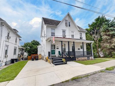 414 W Mountain Ave