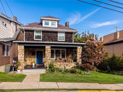 3242 Latonia Ave