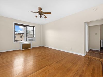 84-02 Beverly Rd APT 2D