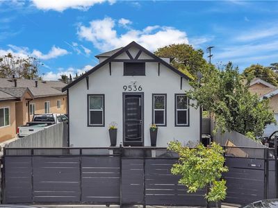 9536 Graham Ave