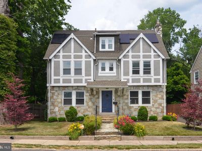 114 School Ln