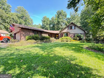 1027 1st Ave W