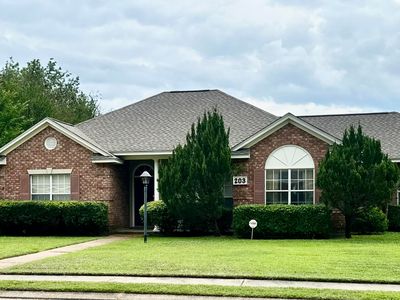 203 Kirkwood Dr