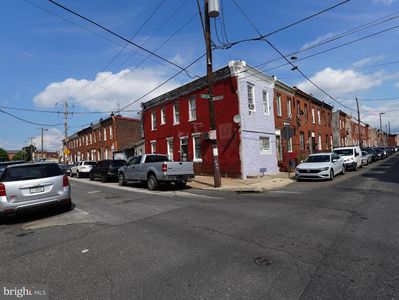 1901 E Monmouth St