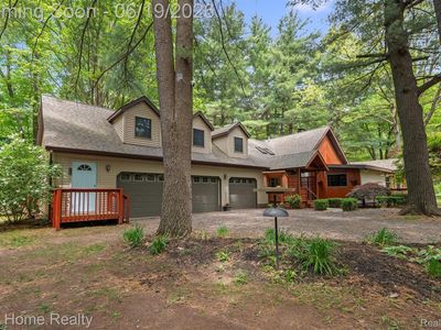 4474 Five Lakes Rd