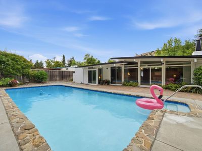 913 Appleberry Drive