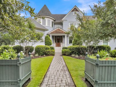 25 Hazelhurst St