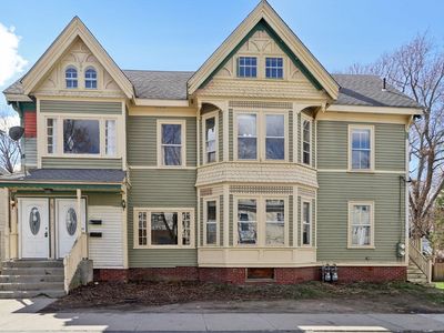 67 Neil St