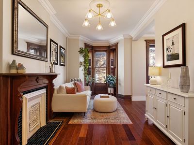 822 President St APT 3