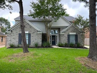 2102 Autumn Cove Dr
