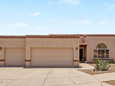5026 E Colby Pl