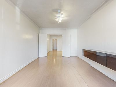 1974 Crotona Ave APT 4