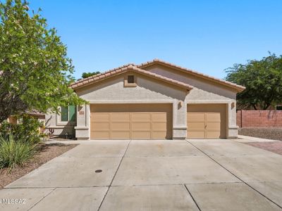 38925 S Running Roses Ln