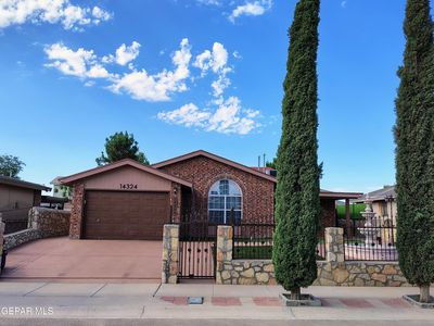 14324 Puentecillas Dr