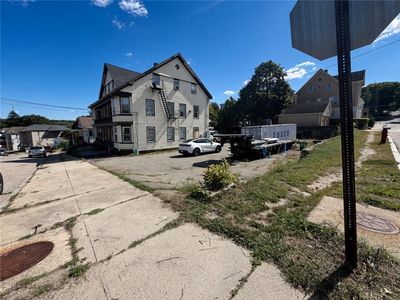 499 Willow St
