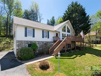 15 Tiffany Ln