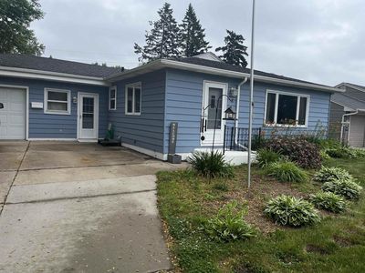 1910 West Memorial Drive