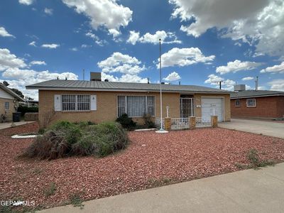 8108 Catalpa Ln