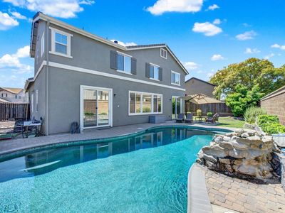 2240 Mariposa Drive