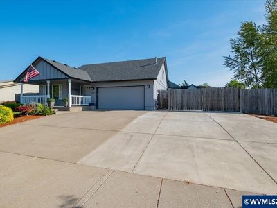 3221 Siuslaw Ave NE