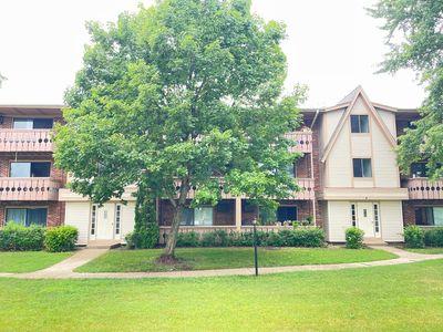 4 Parkside Ct APT 7