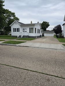 Property at 230 5th Ave N, Clinton, IA