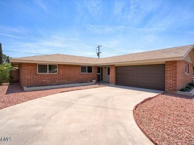 1881 E CONCORDA Drive