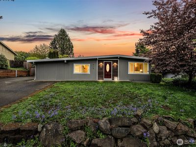 616 S 318th Place