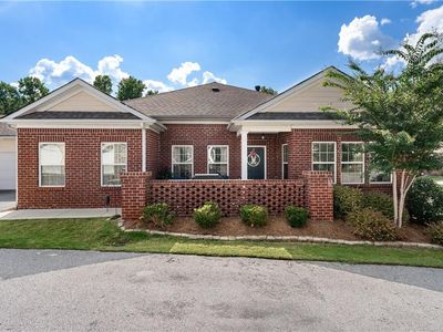 205 Villa Park Cir #205