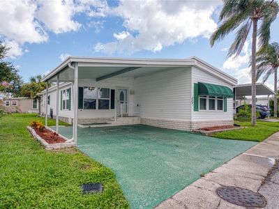 407 Dolphin Dr S