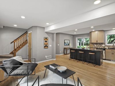 818 Maple Road