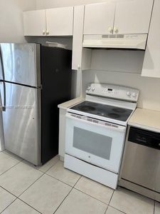 1240 SE 28th Ct #102