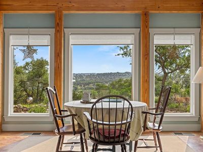 694 Western Hills Dr