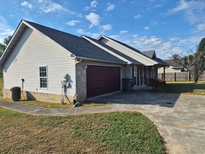 6622 Howard School Rd