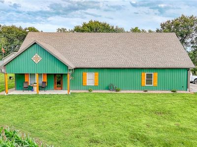 18306 Ozark Ln