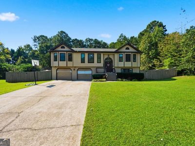 1490 Chalet Cir