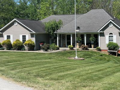 211 Cave Valley Rd