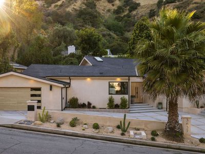 3637 Loadstone Dr