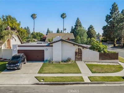 1099 Salinas Ave
