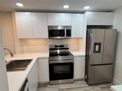 10304 Sunrise Lakes Blvd APT 209